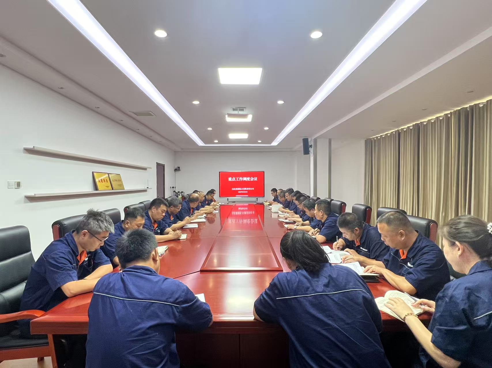 b4153444cd40987877694f71d45c690c.jpg b4153444cd40987877694f71d45c690c.jpg